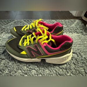 EUC Figs New Balance Moss green sneakers